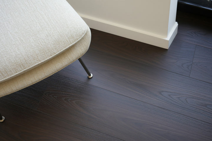 White Chair on Allure dark velvet mocha LVP